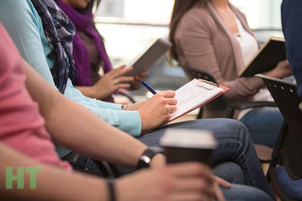 آمادگی-برای-جلسه-دفاع-پایان-نامه